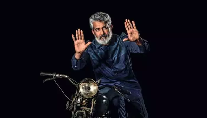 దురంధర్ 2 ఒక మాస్టర్ పీస్ : రాజమౌళి ప్రశంసలు దురంధర్ 2 ఒక మాస్టర్ పీస్ : రాజమౌళి ప్రశంసలు