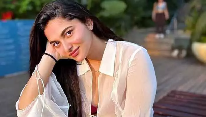 మల్టీ స్టారర్ చిత్రంలో కయ్యదు లోహర్! మల్టీ స్టారర్ చిత్రంలో కయ్యదు లోహర్!