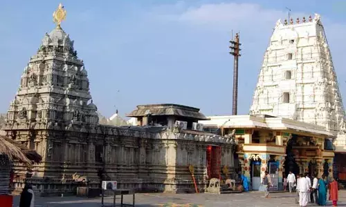 శ్రీకాళహస్తీశ్వర స్వామి దేవస్థానంలో కఠిన ఆంక్షలు