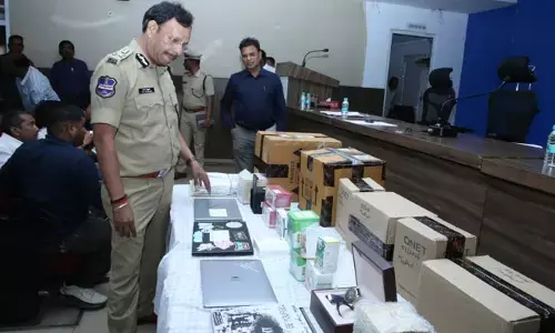 Q NET : క్యూనెట్ కుంభకోణం గుట్టురట్టు.. మూడు రాష్ట్రాల్లో సోదాలు, 32 మంది అరెస్ట్