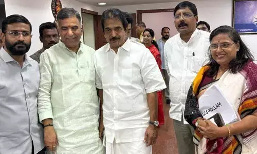 కేరళ ఎన్నికల ప్రచారంలో తెలంగాణ టీమ్.. ఏఐసీసీ నిర్ణయం