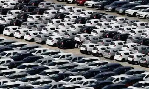 Car Prices: పెరుగుతున్న కార్ల ధరలు