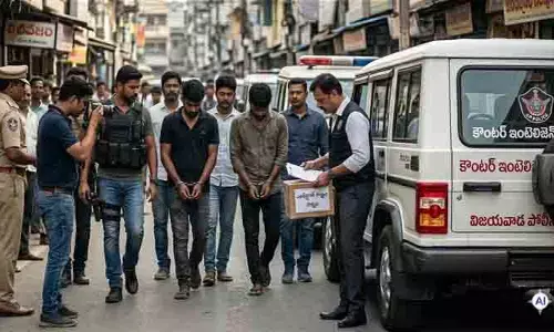 విజయవాడ నగరంలో కలకలం.. ఉగ్రవాద సానుభూతిపరుల అరెస్ట్