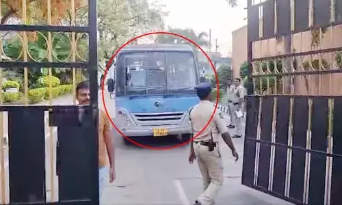 మొయినాబాద్ డ్రగ్స్ కేసు దర్యాప్తు ముమ్మరం.. శంషాబాద్ పీఎస్‌కు నిందితుల తరలింపు