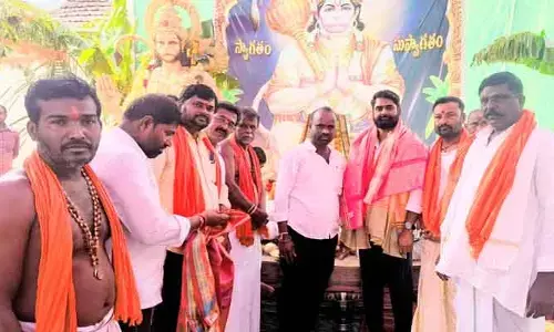 గ్రామీణ ప్రాంతాల ఆల‌యాలు ప్ర‌జ‌ల‌కు దోహ‌ద‌ప‌డుతాయి : డీసీసీ అధ్య‌క్షుడు ఏలే మ‌ల్లికార్జున్