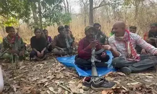 Exclusive: మీతో కలిసి చాయ్ తాగాలని ఉంది.. మావోయిస్టు పాపారావుతో డిప్యూటీ సీఎం ఫోన్ సంభాషణ