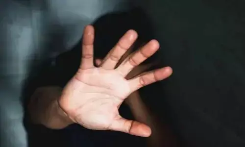 ఒంటరి మహిళ పై హత్యాచార యత్నం