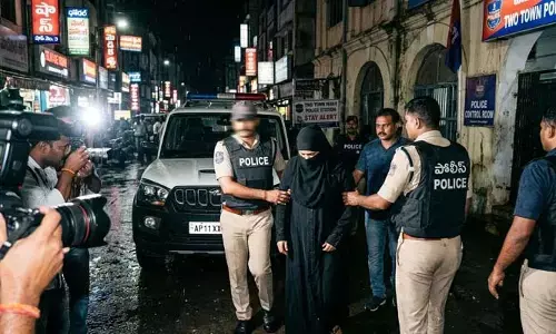 ఉగ్రకుట్ర కేసు.. హైదరాబాద్‌కు చెందిన మహిళా అరెస్ట్