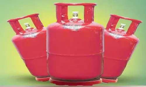 LPG Gas Prices Today : తెలుగు రాష్ట్రాల్లో ( మార్చి 25) గ్యాస్ సిలిండర్ ధరలు