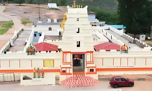 సిర్సనగండ్ల సీతారామచంద్ర స్వామి ఆలయానికి ఆధ్యాత్మిక శోభ