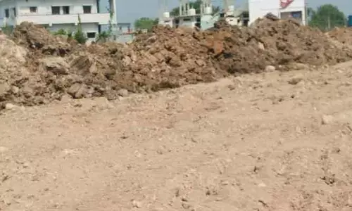 రింగ్ రోడ్డు కాంట్రాక్టర్‌తో ఆ పార్టీ నేతలకు కుదిరిన డీల్..!