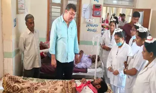 ఇల్లెందును హీటెక్కిస్తున్న హిట్ ఫీవర్స్
