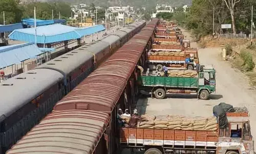 దక్షిణ మధ్య రైల్వేలో సరుకు రవాణా ఆల్‌టైమ్ రికార్డు..!