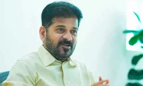చివరి నిమిషంలో ట్విస్ట్.. సీఎం రేవంత్ రెడ్డి కేరళ పర్యటన రద్దు