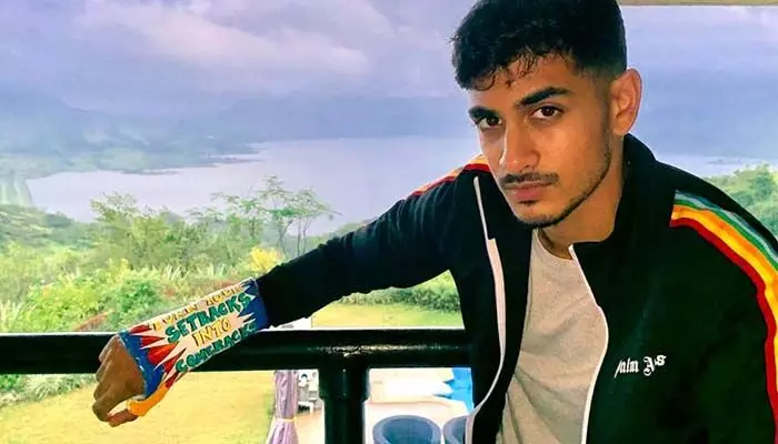 ప్లేయర్ టూ ఓనర్.. ఆర్సీబీ కొత్త చైర్మన్ ఆర్యమాన్ బిర్లా ఎవరో తెలుసా? ప్లేయర్ టూ ఓనర్.. ఆర్సీబీ కొత్త చైర్మన్ ఆర్యమాన్ బిర్లా ఎవరో తెలుసా?