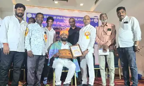 గుడాల శ్రీనివాస్‌కు ప్రతిష్టాత్మక ‘కలం రత్న’ పురస్కారం