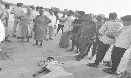 చెరువులో పడి బాలుడు మృతి