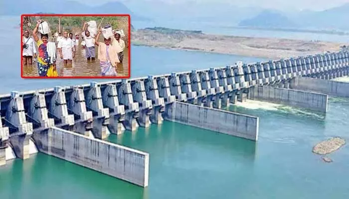 పోలవరం నిర్వాసితులకు గుడ్ న్యూస్... భూముల విలువ పెంపునకు గ్రీన్ సిగ్నల్ పోలవరం నిర్వాసితులకు గుడ్ న్యూస్... భూముల విలువ పెంపునకు గ్రీన్ సిగ్నల్