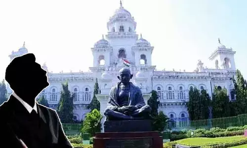 ఐఏఎస్ అధికారులపై మంత్రులు గరం.. సీఎస్‌కు ఫిర్యాదు చేసే యోచన