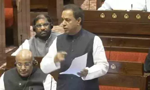 రైతులకు ఎరువుల కొరత నివారించండి.. గల్ఫ్ కార్మికులను ఆదుకోండి