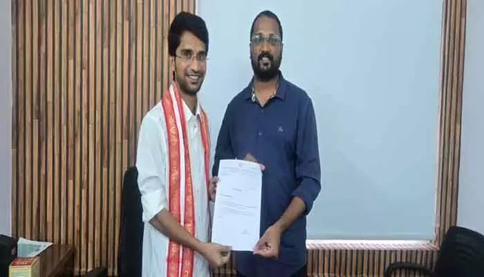 డాక్టర్ సెల్ వైద్యారోగ్య విభాగం రాష్ట్ర ప్రధాన కార్యదర్శిగా డా యెన్నం హరికాంత్ రెడ్డి డాక్టర్ సెల్ వైద్యారోగ్య విభాగం రాష్ట్ర ప్రధాన కార్యదర్శిగా డా యెన్నం హరికాంత్ రెడ్డి