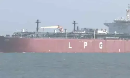 బిగ్ రిలీఫ్...విశాఖ పోర్టుకు భారీ LPG నౌక