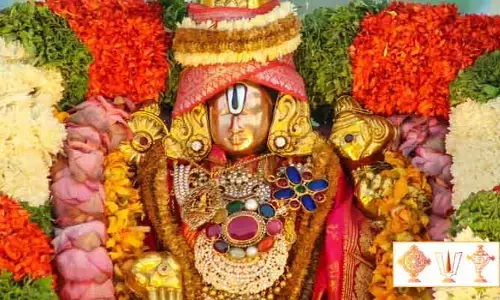 Tirumala: తిరుమల వెళ్లే భక్తులకు బిగ్ అలర్ట్.. వైకుంఠం క్యూ కాంప్లెక్స్‌లో 30 కంపార్ట్‌మెంట్లు ఫుల్