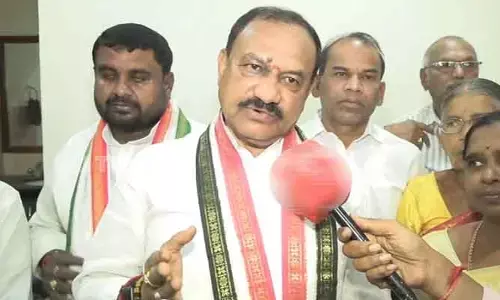 ఈ రోజుల్లో రాజకీయ పార్టీ పెట్టడం ఈజీనే.. టీపీసీసీ చీఫ్ ఆసక్తికర వ్యాఖ్యలు