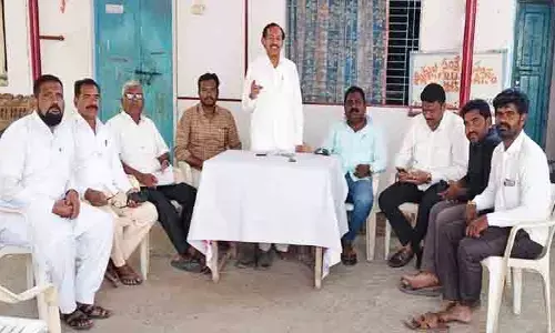 కోరుట్ల గడి బురుజుల పరిరక్షణకు కదిలిన అఖిలపక్షం