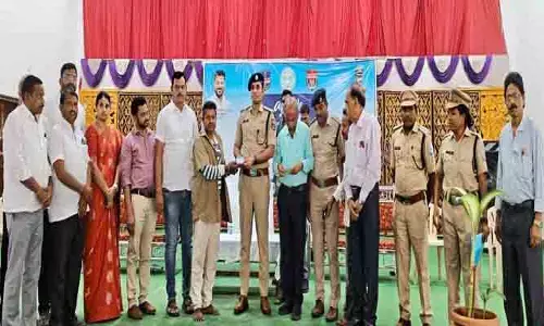 డ్రైవర్లకు కంటి చూపు స్పష్టంగా ఉండాలి : పోలీస్ కమిషనర్ గౌస్ ఆలం