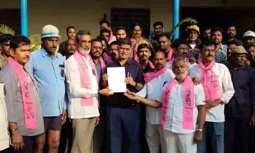 సింగ‌రేణి కార్మికుల‌కు ప్ర‌తి నెల మెడిక‌ల్ బోర్డు ఏర్పాటు చేయాలి :  కార్మిక సంఘం అధ్య‌క్షులు మిర్యాల రాజిరెడ్డి