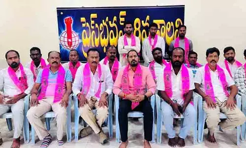రామగుండంలో మితిమీరుతున్న కాంగ్రెస్ నాయకుల గుండాయిజం:  బీఆర్ఎస్ రాష్ట్ర నాయకులు