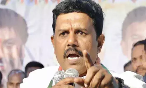 అవినీతి పరులు నీతి మంతులుగా వాఖ్యలు చేయడం విడ్డూరం