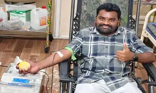 55 సార్లు రక్తదానం చేసిన గాలిపెల్లి కుమార్
