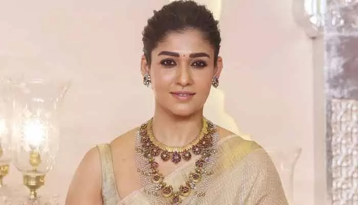 ఎవరూ ఊహించని క్రేజీ కాంబో సెట్.. స్టార్ హీరోతో రొమాన్స్ చేయబోతున్న లేడీ సూపర్ స్టార్ ఎవరూ ఊహించని క్రేజీ కాంబో సెట్.. స్టార్ హీరోతో రొమాన్స్ చేయబోతున్న లేడీ సూపర్ స్టార్