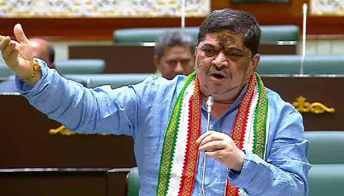 ఆర్టీసీ గురించి మాట్లాడే అర్హత బీఆర్ఎస్కు లేదు: మంత్రి పొన్నం ప్రభాకర్ ఆర్టీసీ గురించి మాట్లాడే అర్హత బీఆర్ఎస్కు లేదు: మంత్రి పొన్నం ప్రభాకర్