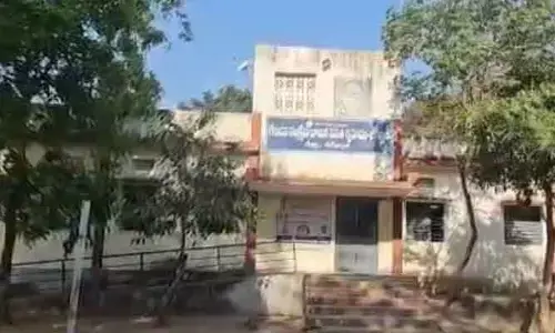 జగిత్యాల ఎస్టీ బాలుర హాస్టల్‌లో దారుణం