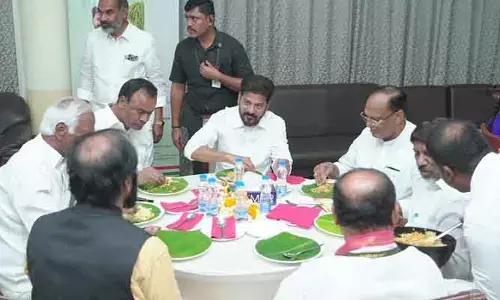 అసెంబ్లీలో ‘సన్నబియ్యం’ ఘుమఘుమలు.. విందు ఆరగించిన సీఎం, ఎమ్మెల్యేలు, ఎమ్మెల్సీలు