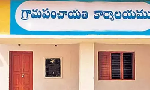 ఆ స‌ర్పంచ్ రూటే స‌ప రేటు