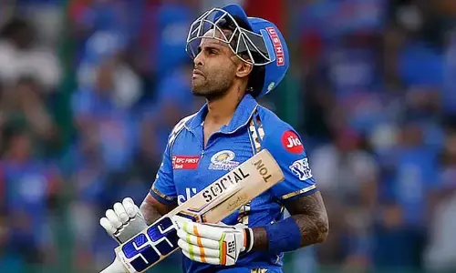 సూర్యకుమార్‌కు గాయం?.. ఇంపాక్ట్ ప్లేయర్‌గా ఆడించడంపై క్లారిటీ ఇచ్చిన జయవర్ధనె