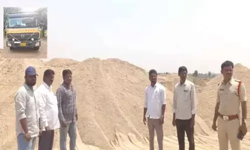 రెచ్చిపోతున్న ఇసుక మాఫియా.. కోట్లకు పడగలెత్తుతున్న బకాసురులు