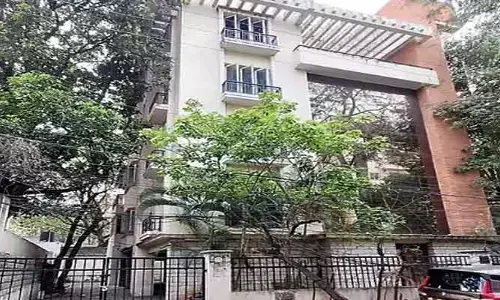హైదరాబాద్‌లో మాజీ CM ఇల్లు సీజ్