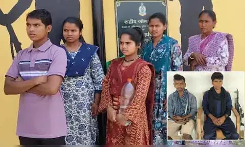 Surrender: మావోయిస్టులకు నేడే ఆఖరి రోజు.. ఛత్తీస్‌గఢ్‌‌లో 9 మంది సరెండర్