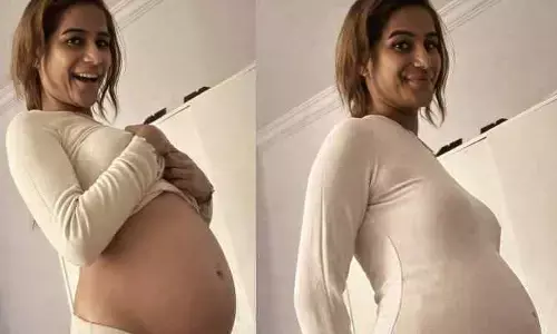 poonam pandey baby bump