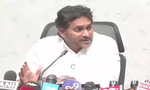 లక్ష ఎకరాల అమరావతిలో ఇంతవరకూ కట్టిందెంత?: వైఎస్ జగన్