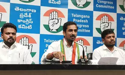ఆటో డ్రైవర్ల ఎల్పీజీ కష్టాలు కళ్ళకి కనిపించటం లేదా?