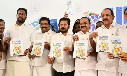 కేరళలో UDF మేనిఫెస్టో రిలీజ్.. కేరళం సీఎంకు రేవంత్ రెడ్డి చాలెంజ్