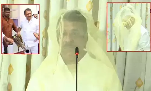హైదరాబాద్ బ్రాండ్ ఇమేజ్ దెబ్బతీస్తుండ్రు.. ఎమ్మెల్యే సుధీర్‌రెడ్డి వినూత్న నిరసన