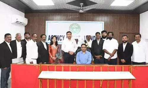 ఏజెన్సీ కోర్టు భవనాన్ని ప్రారంభించిన కలెక్టర్