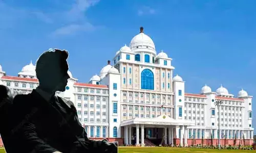 సచివాలయంలో ఆ ఐఏఎస్ దర్పం..! మంత్రికి ఘోర అవమానం